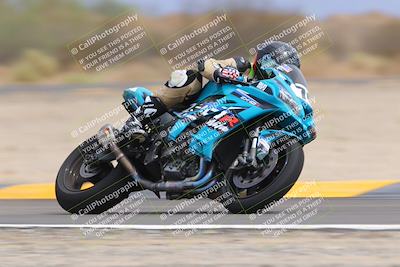 media/Sep-10-2022-SoCal Trackdays (Sat) [[a5bf35bb4a]]/Turn 6 (1140am)/